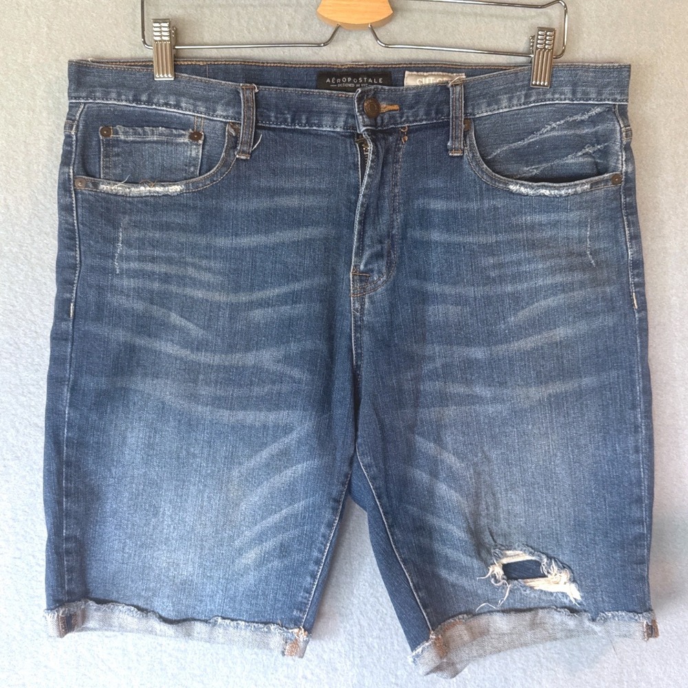 Aeropostale Womens Distressed Cut-Off Denim‎ Shorts Medium Wash Blue Size 33